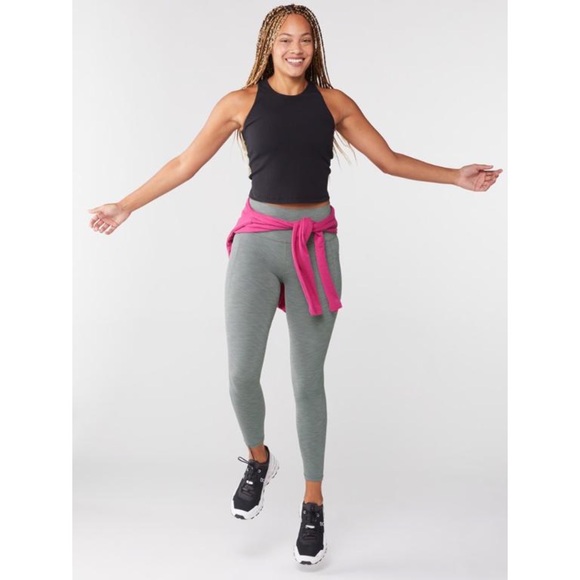 Athleta Gray Leggings - Picture 10 of 11